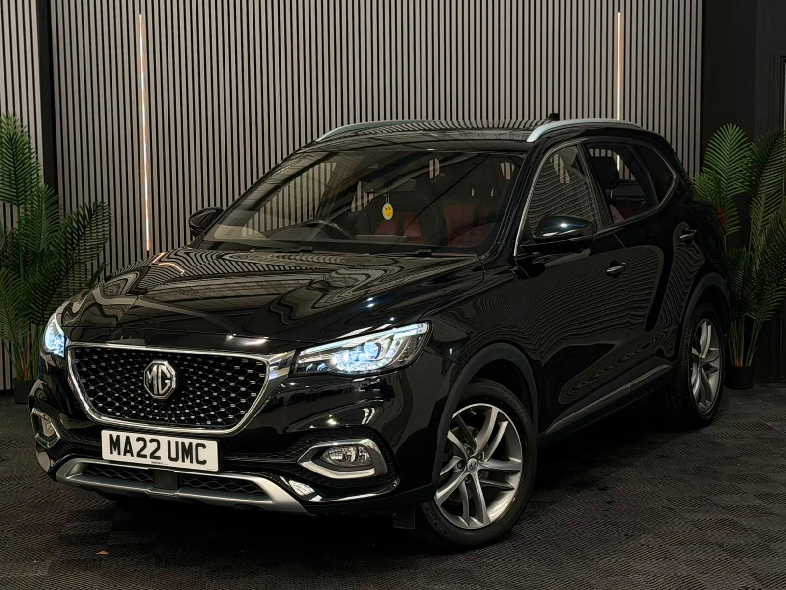 2022 MG MG HS Exclusive