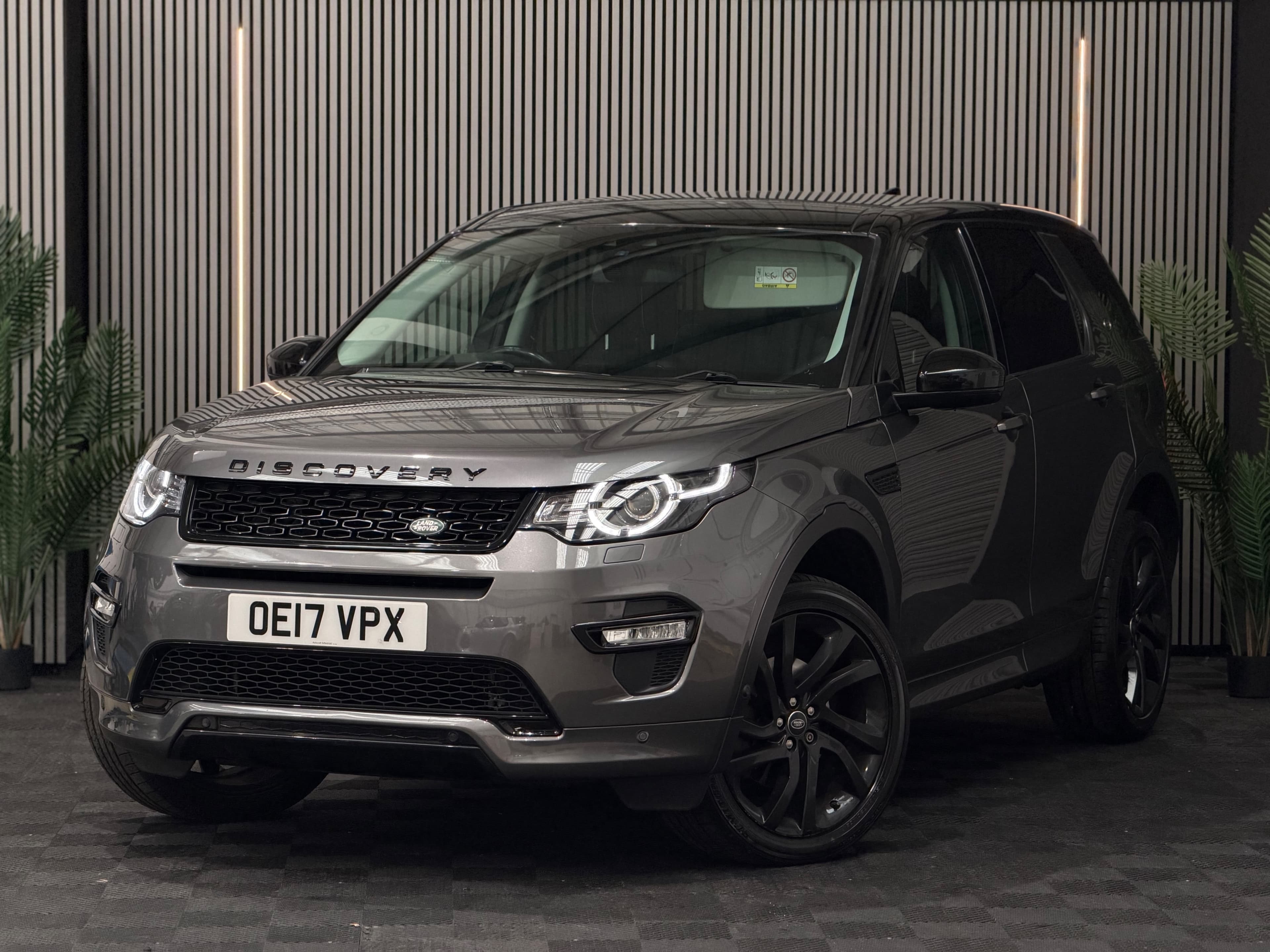 2017 Land Rover Discovery Sport HSE Dynamic Lux