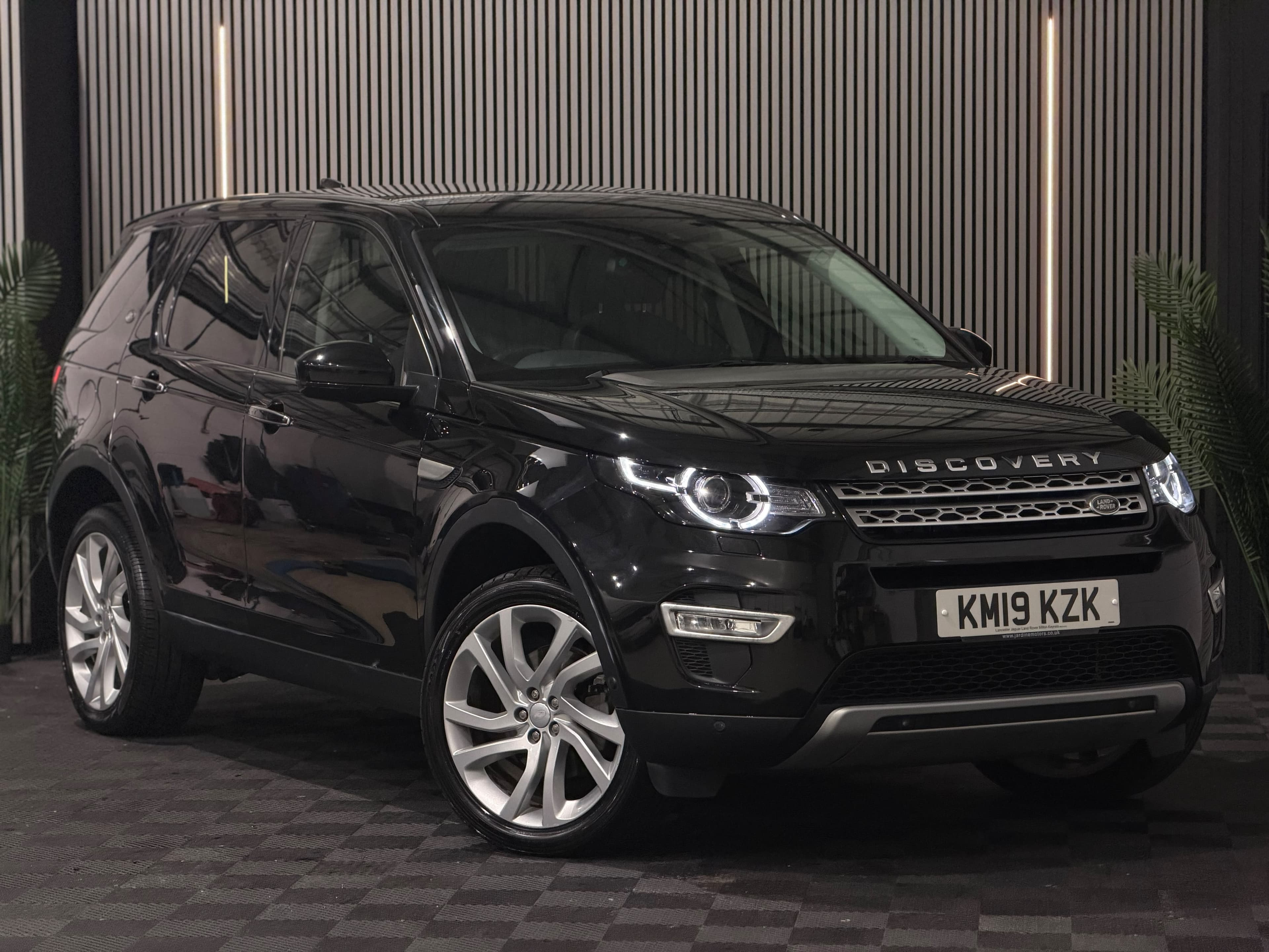 2019 Land Rover Discovery Sport HSE Luxury