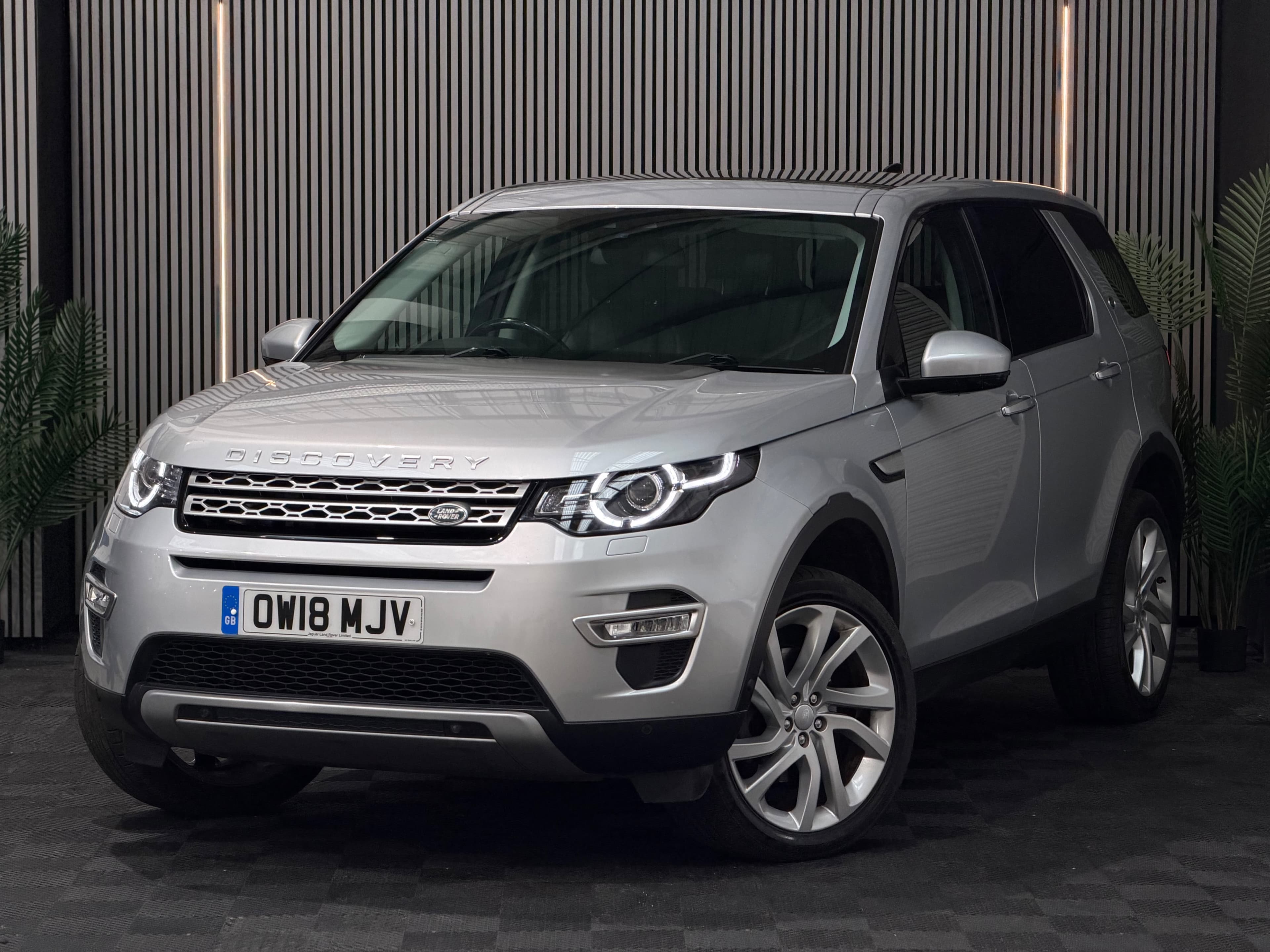 2018 Land Rover Discovery Sport HSE Luxury